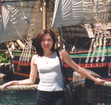 alisa2.jpg (27518 bytes)