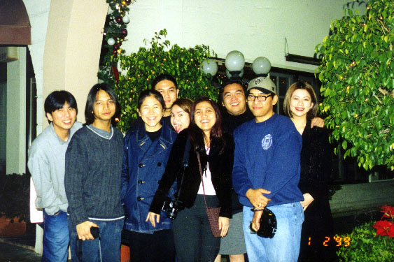 newyear1.jpg (88738 bytes)