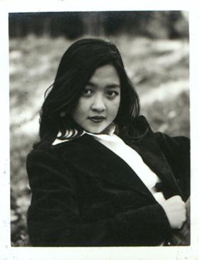 nonie2.jpeg (12863 bytes)